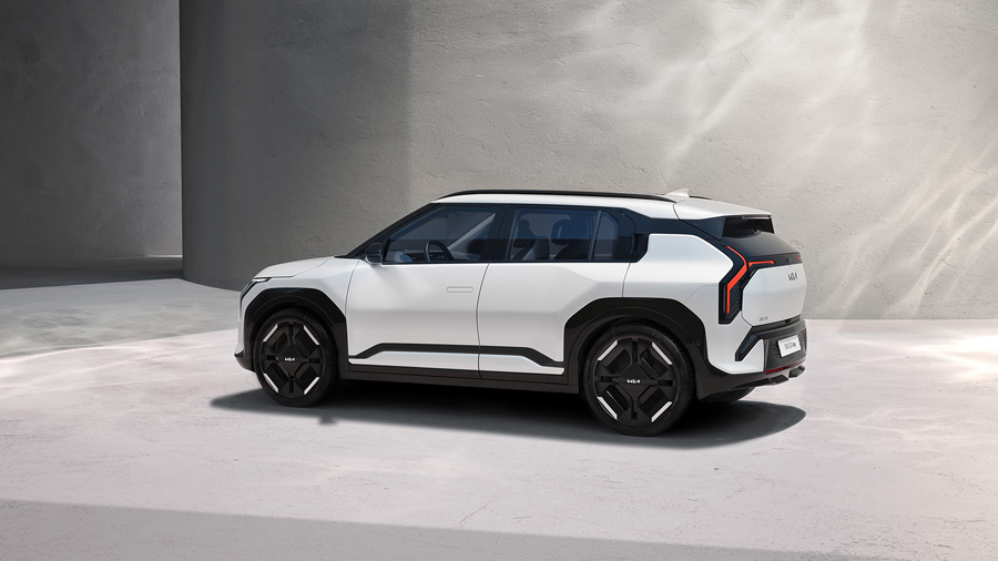In seiner stärksten Batterie-Version (81,4 kWh) soll der neue Kia 600 Kilometer weit kommen. 