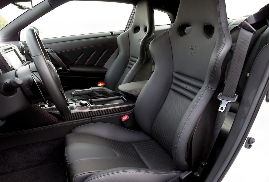 Nissan GT-R