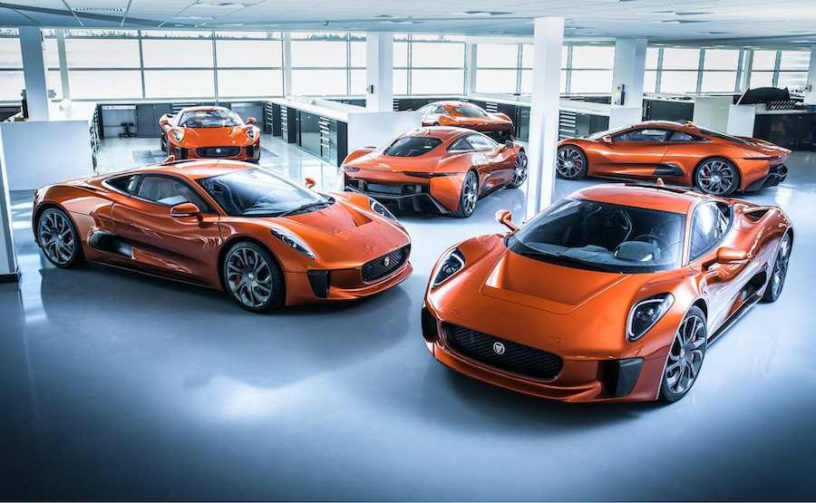 Sans la technologie hybride connue du concept-car, mais avec un moteur 8 CV à compresseur: Jaguar C-X75 de M. Hinx dans «Spectre».
