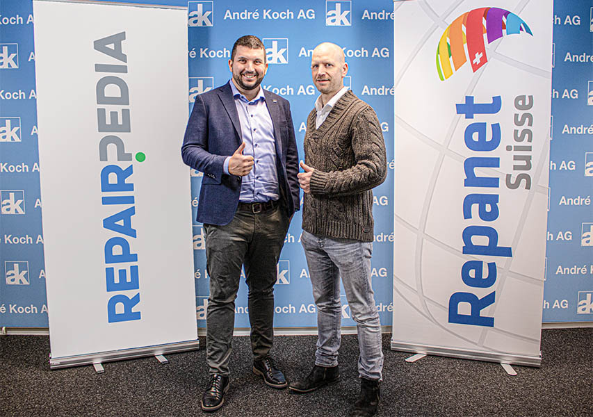 Dominic Schenker (Business Development Manager) et Michael Köhrmann (directeur de repair-pedia AG) se réjouissent des futurs projets communs.
