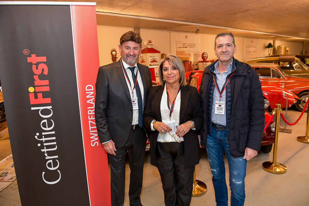 Invités de Suisse romande : Hélène Bra de la Carrosserie Bra avec ses collègues.