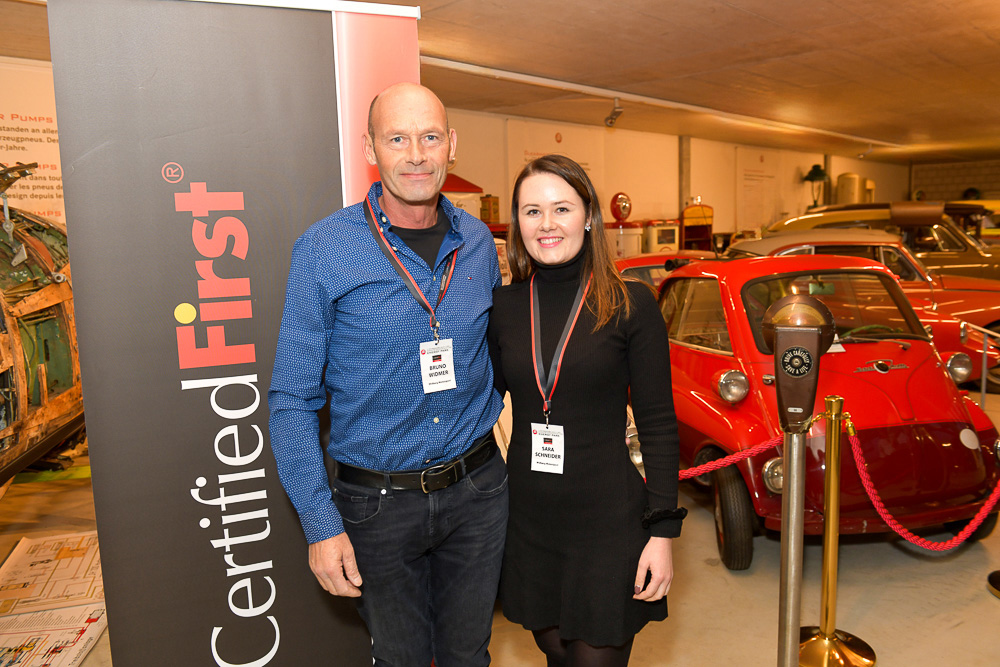 Ils apportent du speed : Bruno Widmer et sa fille Sara Schneider de la société Widberg Motorsport AG de Gerlafingen (SO). 