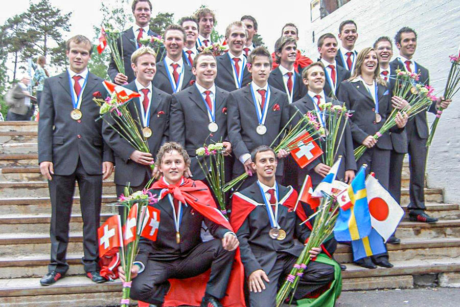 Des championnats du monde réussis: José João Gonçalves (en bas, à droite) avec ses deux médailles.