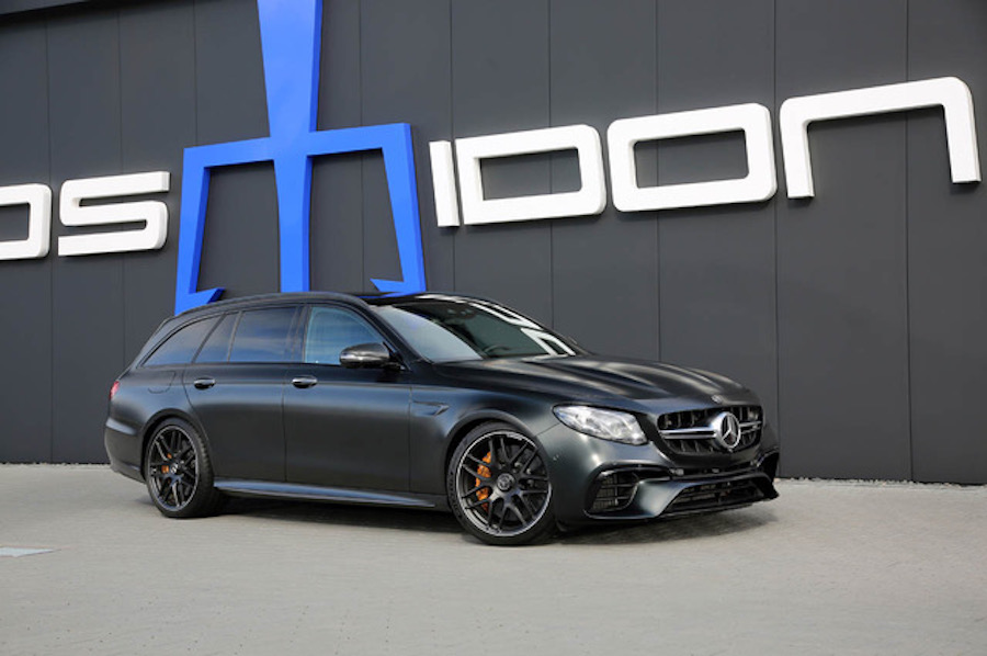 Appartient aux voitures de série les plus rapides : "Mercedes-AMG E 63 S 4Matic+" alias "Posaidon RS 830".