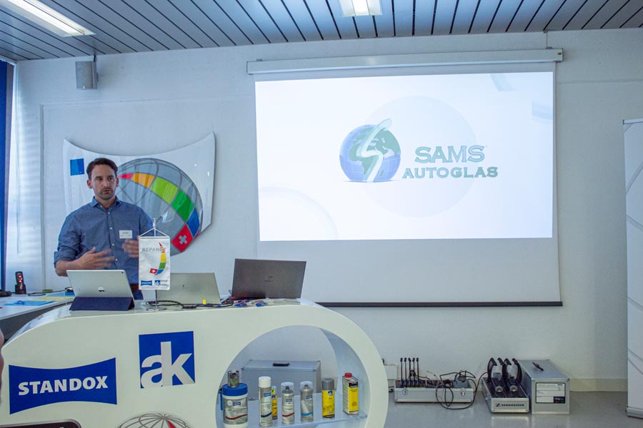 Aaron Neustadt de «Sams Autoglas»: sa société est présente sur plus de 150 sites dans toute la Suisse.