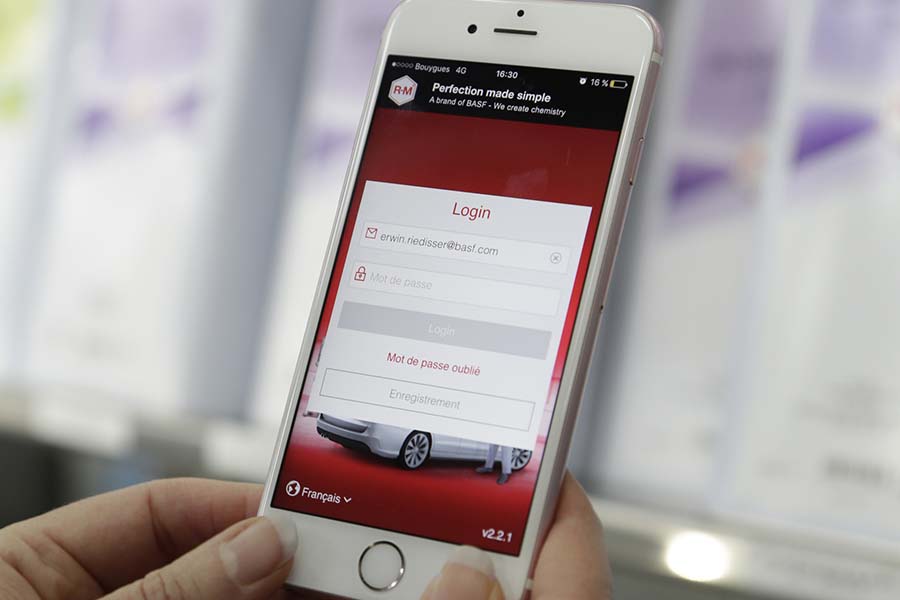 Connectez-vous, scannez et commandez: L’App «Mobile Order» de «R-M» fonctionne avec les smartphones et tablettes.