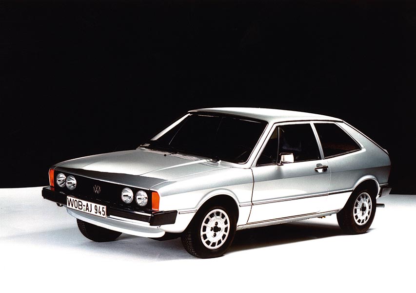 Image symbolique: Voici à quoi ressemblait la VW Scirocco dans les brochures de vente en 1978. Et voici comment se présente . . .