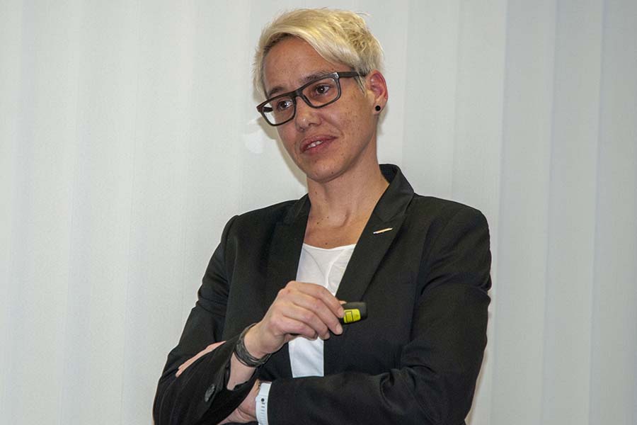 Bettina Brändle parle des mesures de marketing de l’association et de la nouvelle profession de «carrossier/ère-réparateur/trice CFC».