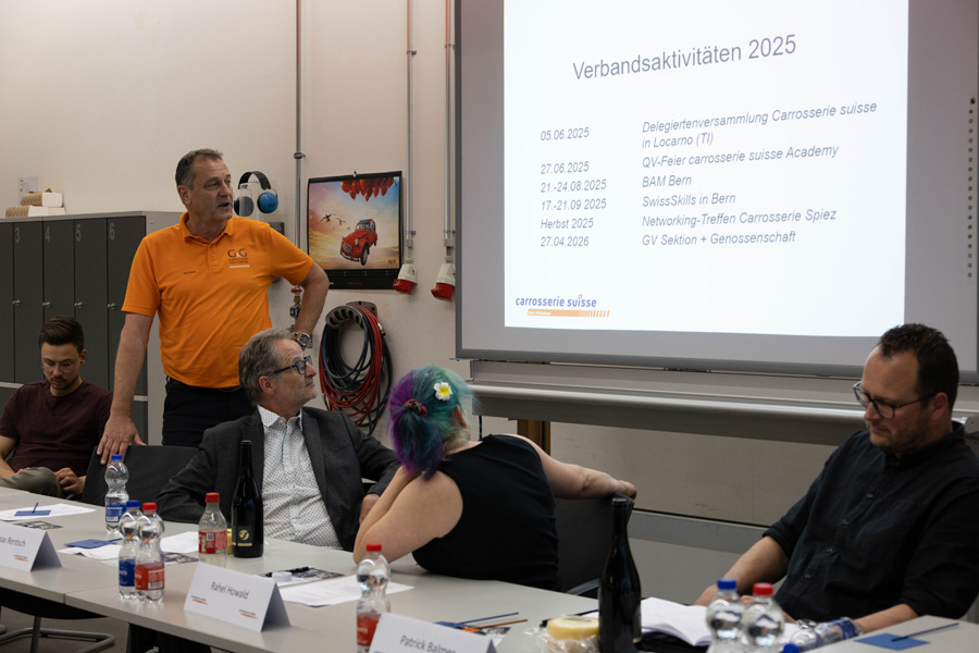 A noter : Urs Boss présente les activités de l’association pour l’année en cours. 