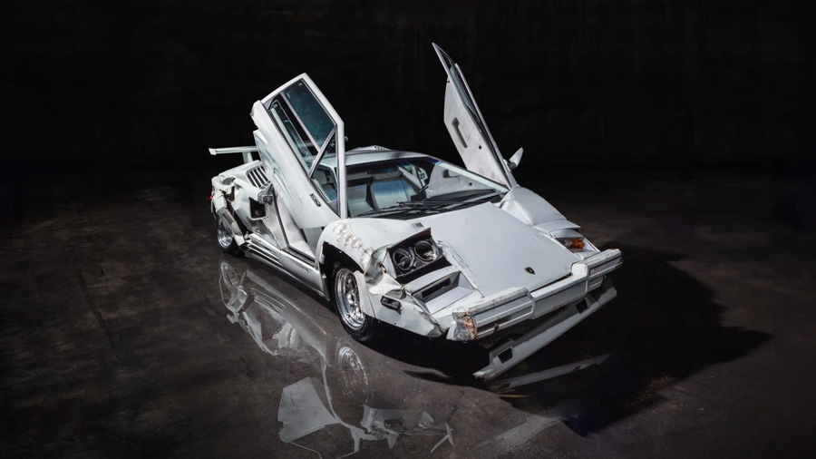 A vendre : la Lamborghini Countach de 1989 du film « The Wolf of Wall Street », en mauvais état. (Photo : Bonhams)