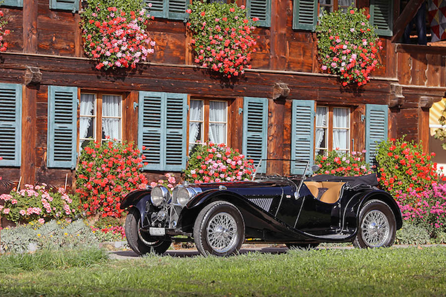 Jaguar SS 100 2 ½-Litre Roadster von 1937: Wurde Ende der Achtziger Jahre restauriert. 