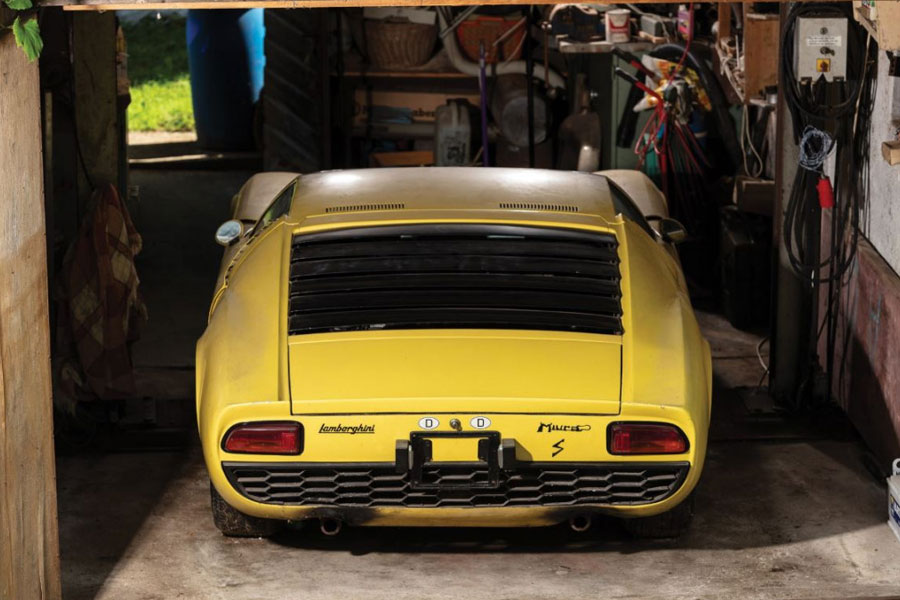 Nicht standesgemäss: Privatgarage vom Lamborghini Miura P400 S. 