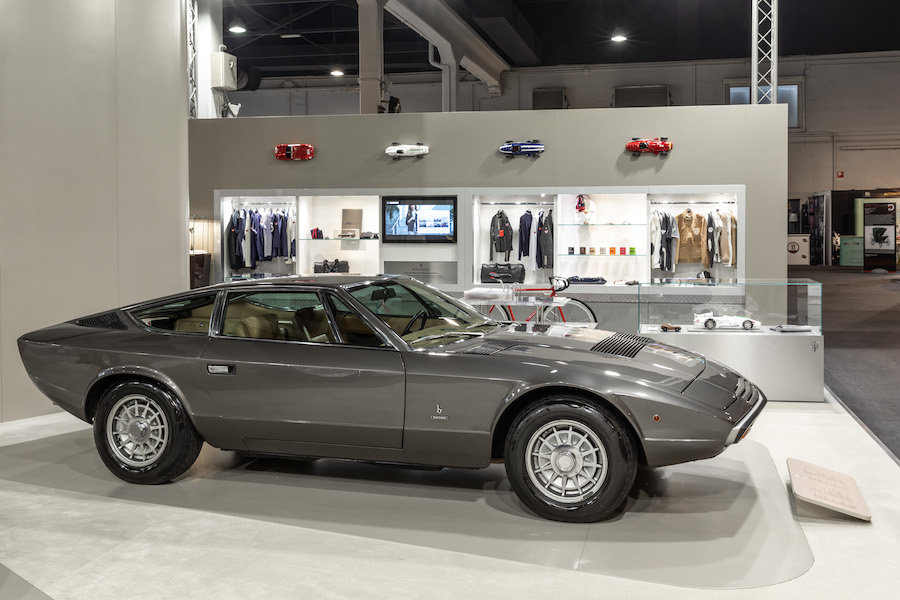 War in Padua (I) zu sehen: Der nur 430 Mal gebaute Maserati Khamsin aus dem Jahre 1973.