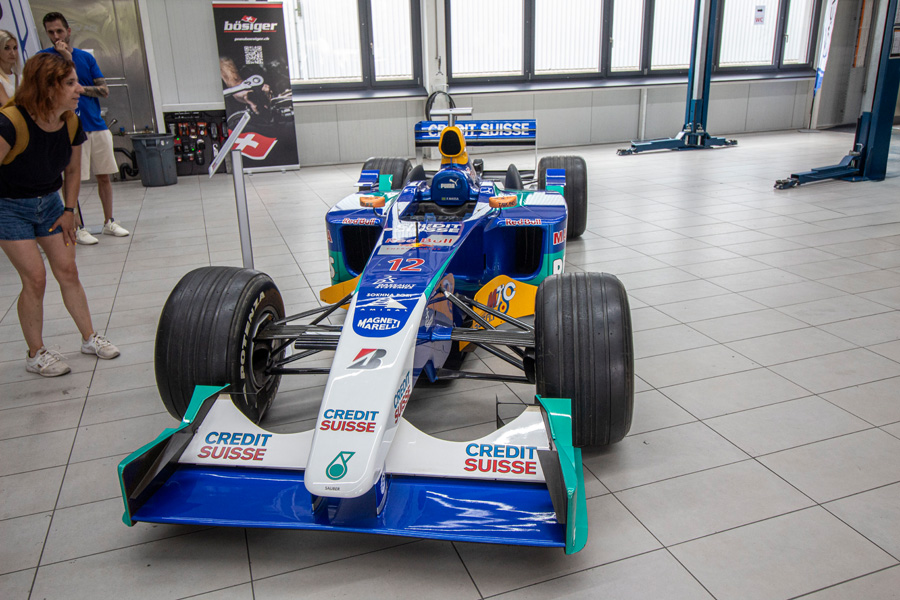 Sauber C22 aus der F1-Saison 2003, gefahren von Nick Heidfeld und Heinz-Harald Frentzen, für den es das letzte F1-Auto war.