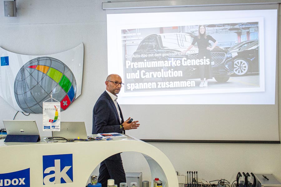 Referiert mit Enthusiasmus und viel Überzeugungskraft: Enzo Santarsiero, CEO der André Koch AG. 