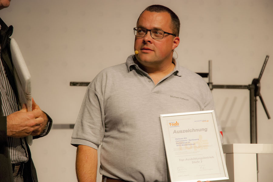Vertritt seinen eigenen Betrieb, der die Stufe 3 des Labels «Top Ausbildungsbetrieb» erreicht hat: Michael Hallauer.   