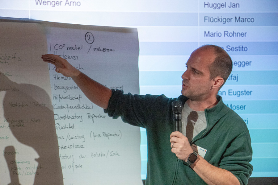 Der Reparaturauftrag muss für den Betrieb eine Visitenkarte sein: Marco Moser (Garage Carrosserie Moser AG).   