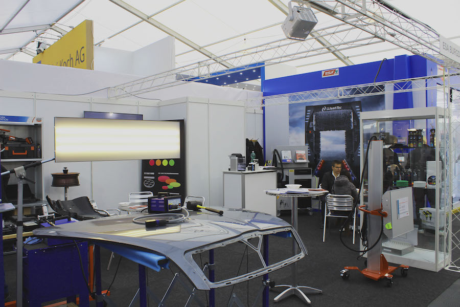 Spart Energie und Arbeitszeit: Am Stand von ESA . . .