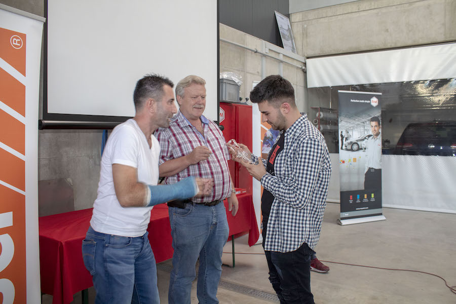 Erhält für seinen erfolgreichen Abschluss in «Fachrichtung Lackier-Assistent EBA Carrosserie» den Spezialpreis: Mirnes Frmic von der Basler Grosspeter AG.