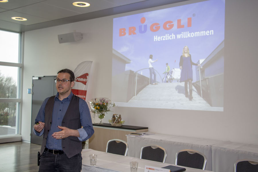 Spannende Einblicke: Geschäftsleitungsmitglied Michael Haller stellt die Organisation «Brüggli» und ihre Tätigkeiten vor.