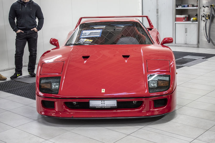 Italienische Handwerkskunst: Ferrari F40, gebaut von 1987 bis 1992