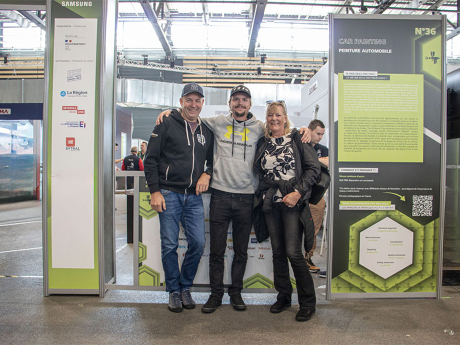 Die Familie bietet ihrer Lara geschlossen Unterstützung: Papa Daniel, Bruder Alex und Mama Rosmarie Kaufmann.