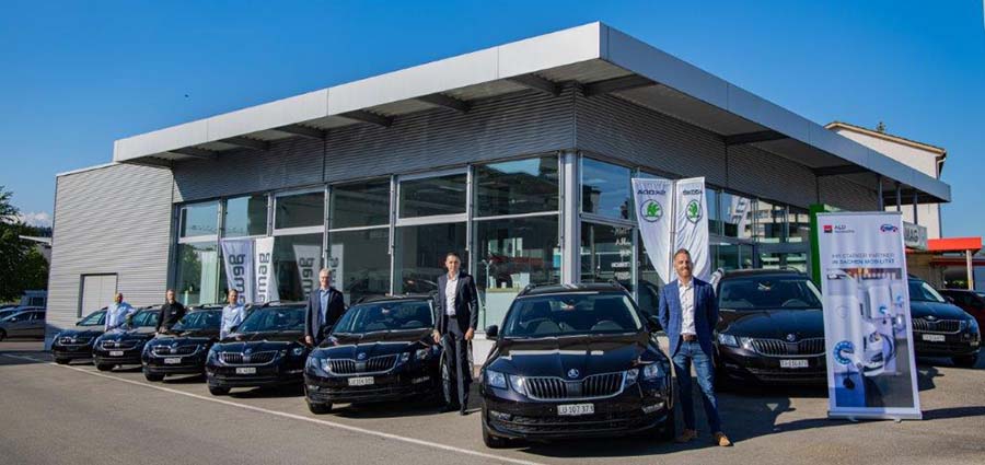 Übergabe in Emmen (v. l.): Lukas Niederberger, Raphael Waller, Claudio Wiprächtiger, Lukas Zihlmann, Gaetano Cannuscio.