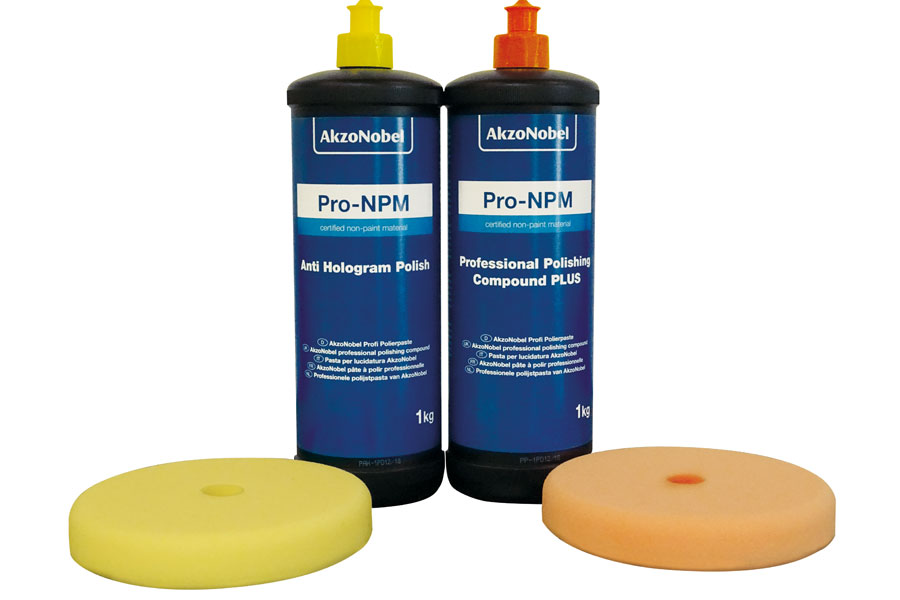 Im Zubehörsortiment von «Akzo Nobel» figurieren neu die Polierpasten «Plus» und «Anti-Hologramm».