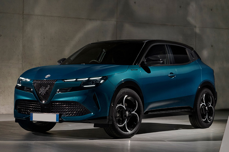 Für Sie gefahren: Alfa Romeo Junior Ibrida 1.2