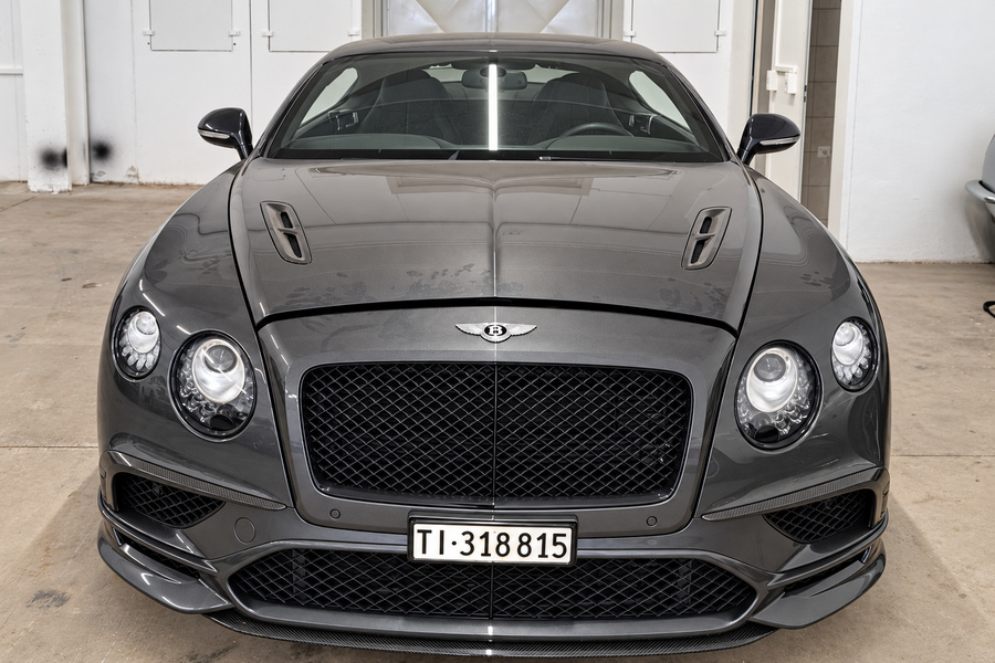 710 ch en gage : une Bentley aux enchères à Lugano