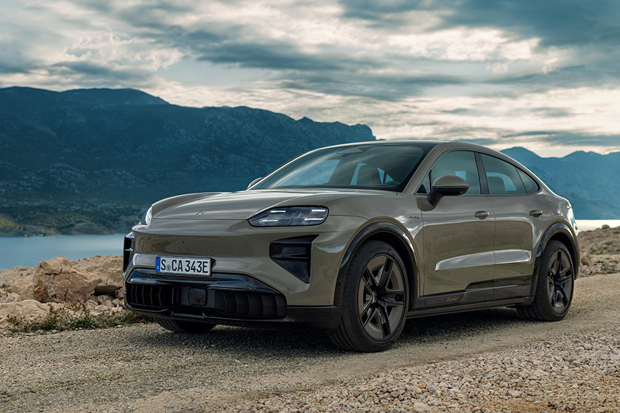 Jusqu’à 1 156 ch: Porsche affûte le Cayenne Electric