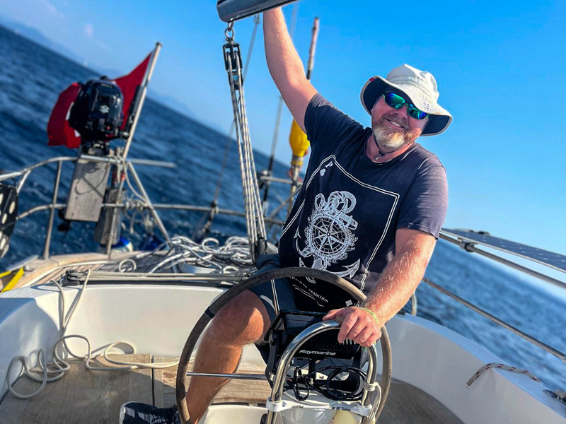 Deux ans, un bateau, un rêve : sur les mers avec « Rosalie »