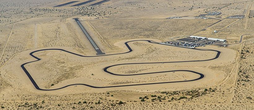 26 Millionen – dafür gibts Wüsten-Rennstrecke mit eigener Landebahn