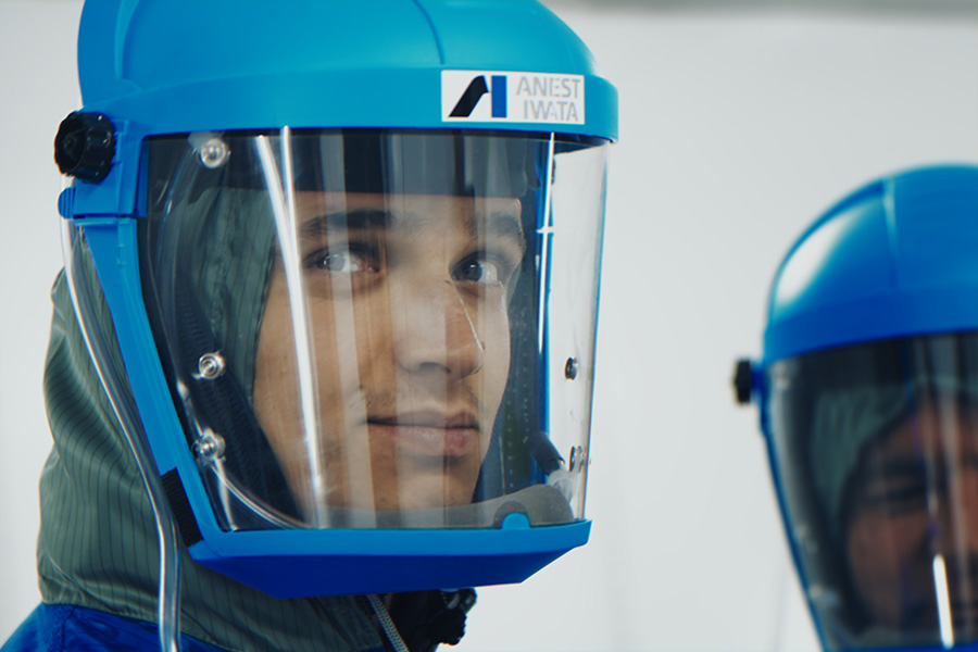 Formel 1 trifft Formel Lack – Lando Norris in der Spritzkabine