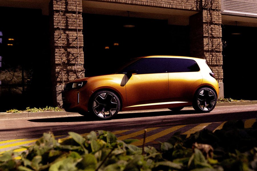 Die Studie ID. EVERY1 zeigt Volkswagens künftigen Elektro-Einstiegswagen. Die Serienversion soll 2027 für rund 20 000 Euro starten – mit einer auf Rivian-Technik basierenden Elektronik- und Softwarearchitektur.