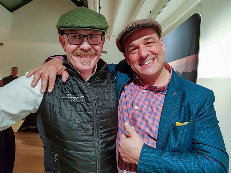 « La casquette a fait tilt » Francesco Greco et Seamus Taaffe, responsable de l’atelier de l’usine Singer, entretiennent de bonnes relations depuis leur rencontre à Los Angeles.