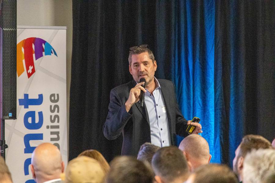 Thomas Hug parle de la gestion des réclamations – sobre, précis, d’une franchise désarmante. Son message : une réclamation n’est pas une attaque, mais un instrument.