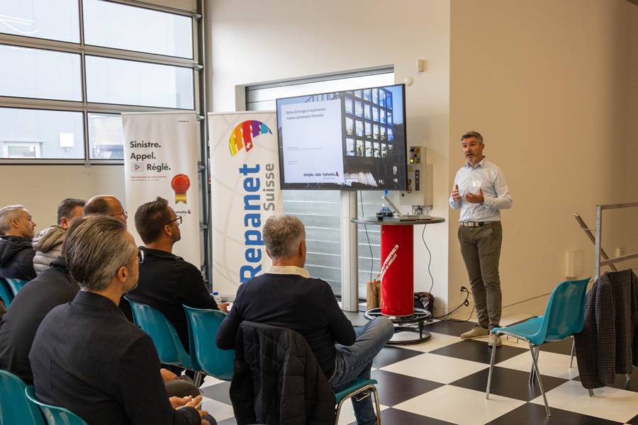 Philippe Maeder stellt das Axalta-Lacksystem «FCLE» (Fast Cure Low Energy) vor. Es verspricht hervorragende Lackqualität bei deutlich reduziertem Energieverbrauch.