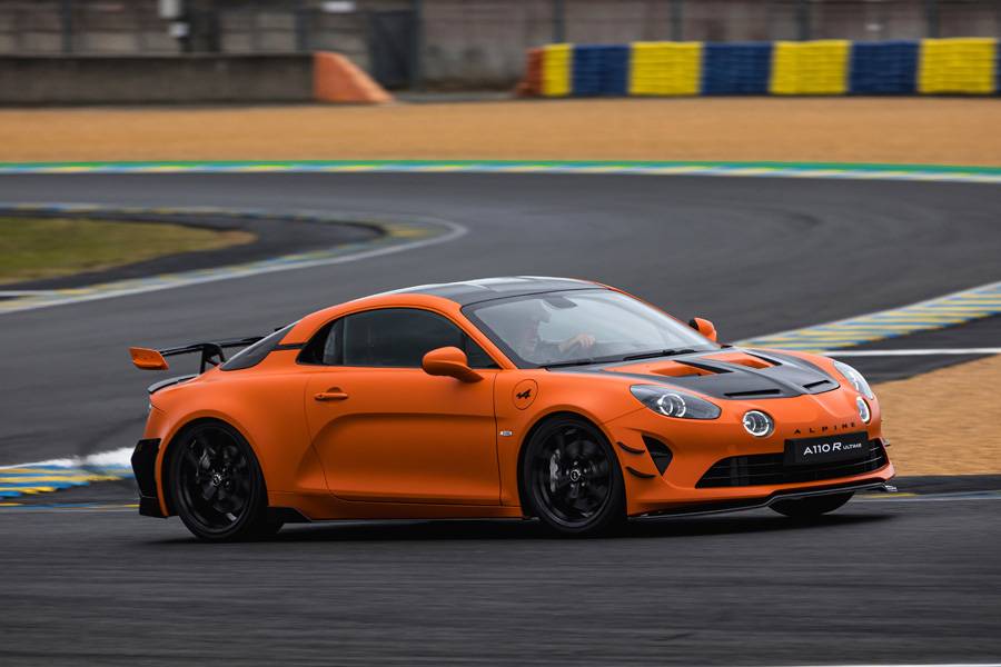 Tiefergelegt, präzise, kompromisslos: Winglets, Flaps und ein Heckspoiler, der nicht nur aussieht, sondern arbeitet.