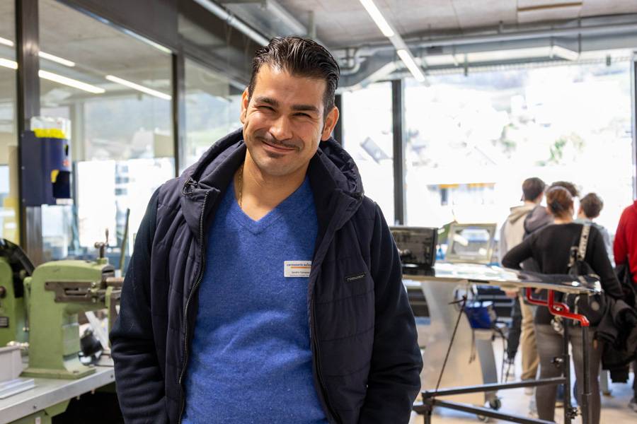 Nahm sich Zeit für den Berufsnachwuchs: Sandro Carnazza, Prüfungsexperte und Vorstandsmitglied von «Carrosserie Suisse Zürich». 