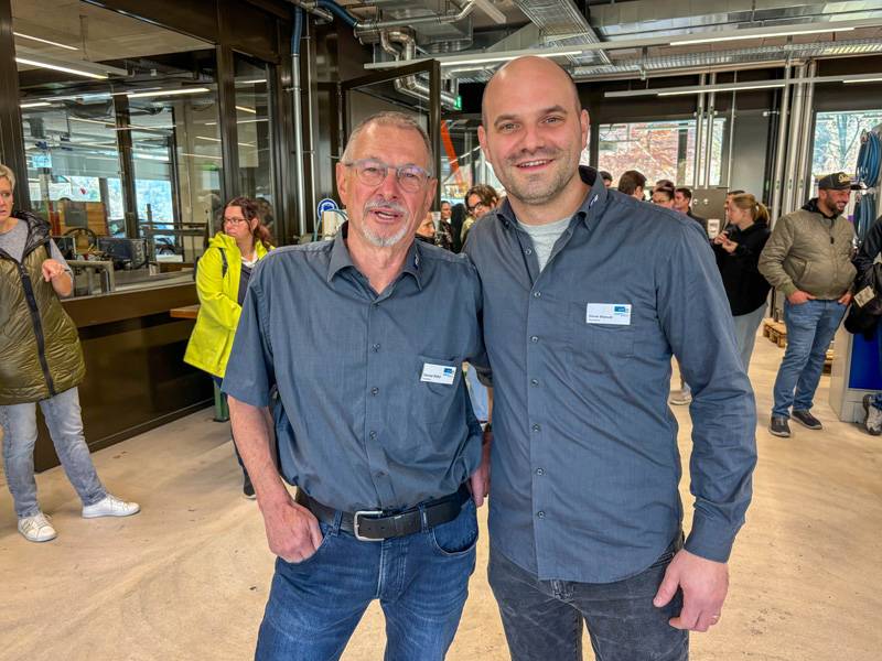 Ils se comprennent à merveille : Daniel Kehl, enseignant spécialisé à la STFW (gauche), et son successeur Manuel Dönni.