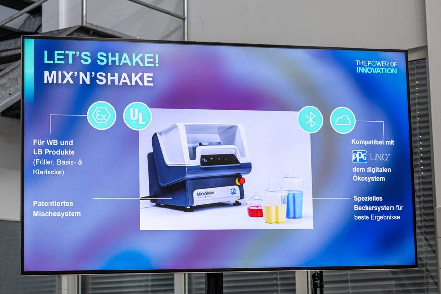 . . . technischen Entwicklungen, die er vorführt, ist der «Mix’n’Shake». Er bezeichnet das extrem einfach zu bedienende Produkt als «Schlüssel zur Prozessharmonie», das . . . 
