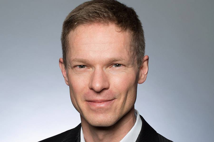 Jean-Baptiste Médevielle hat bei Renault Schweiz das Steuer im Vertrieb und Flottenmanagement übernommen – samt Verantwortung für Renault, Dacia, Mobilize und das Geschäft mit Gebrauchten.