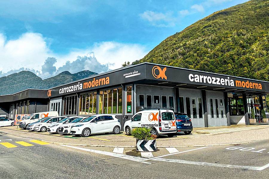 . . . heute. Als Baumeister amtete Firmenmitgründer Armando Boldrini – ein Mann, der privat mit einem Alvis Cabriolet mit Graber-Carrosserie unterwegs war.  Fotos: Moderna