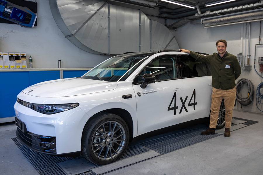 Pour ses véhicules, Leapmotor utilise le slogan « A Leap Forward » (« Un bond en avant »). Patrick von Bachellé, « Head of Leapmotor Switzerland » depuis 18 mois, adhère pleinement à cette promesse.