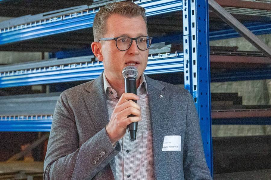 Marcel Stocker, directeur de « Hostettler Autotechnik » : son entreprise est responsable de la logistique et de l’importation des pièces de rechange JAC, mais prend aussi en charge les formations, la gestion des produits et le support technique.