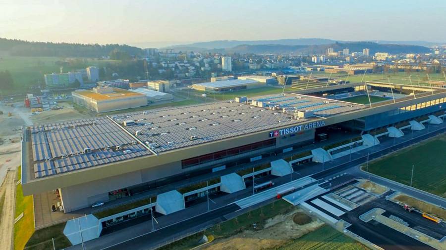 La Tissot Arena de Bienne était le décor marquant de « Old Wheels Biel/Bienne » et redeviendra, le 14 juin 2026, le point de rencontre de la scène oldtimer.
