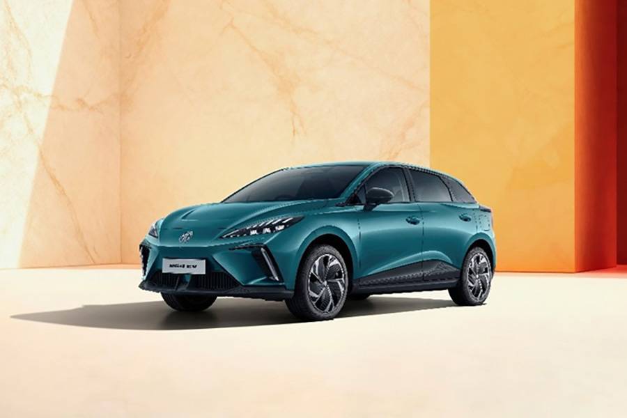 Le MG4 EV progresse en autonomie, en ergonomie et dans l’expérience numérique embarquée, avec jusqu’à 545 kilomètres annoncés selon le cycle WLTP dans sa version la plus endurante.