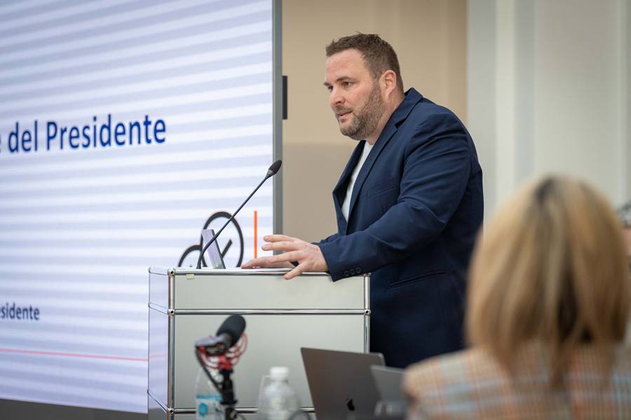 Damiano Crivelli führt die Sektion Tessin von Carrosserie Suisse für weitere drei Jahre: Der Präsident wurde an der Generalversammlung in Lugano im Amt bestätigt.