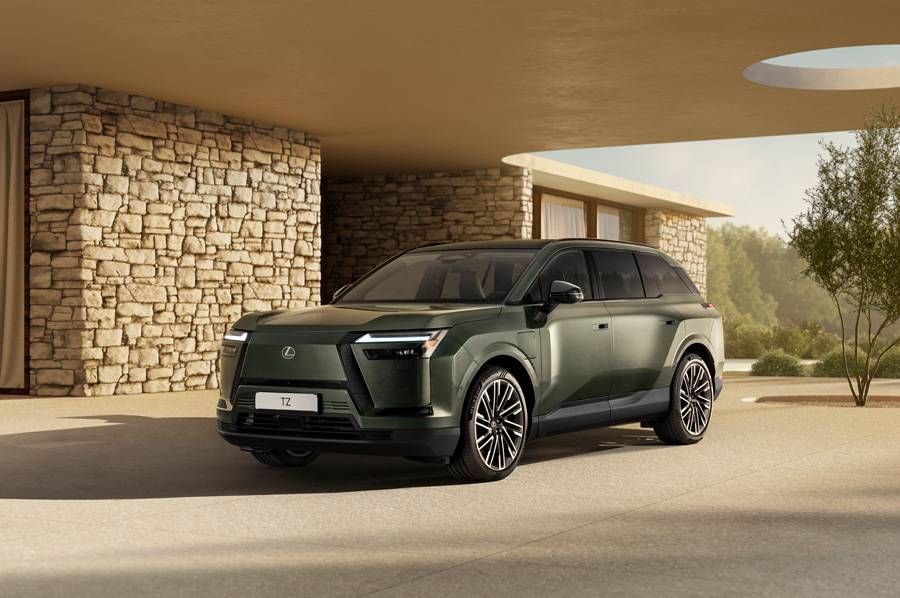 Der neue Stromer zeigt sich als grosser Elektro-SUV mit zurückhaltender Präsenz: drei Sitzreihen, sechs Plätze und ein Design, das eher Ruhe ausstrahlt als Muskeln spielen lässt.